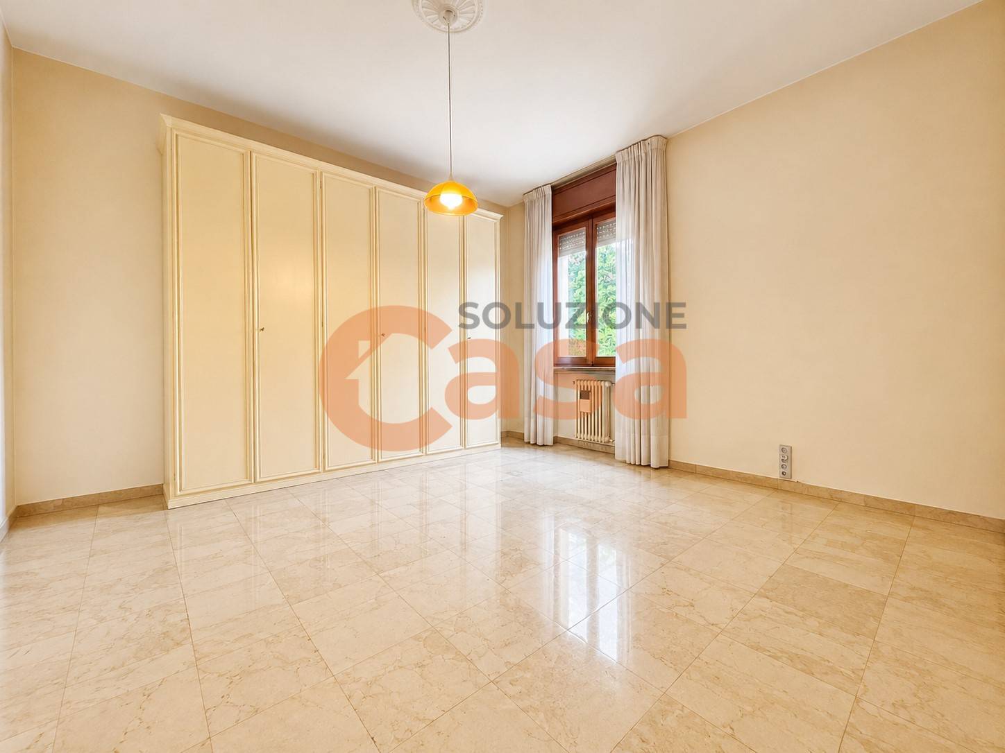 Appartamento in vendita a Piacenza, Viale Dante