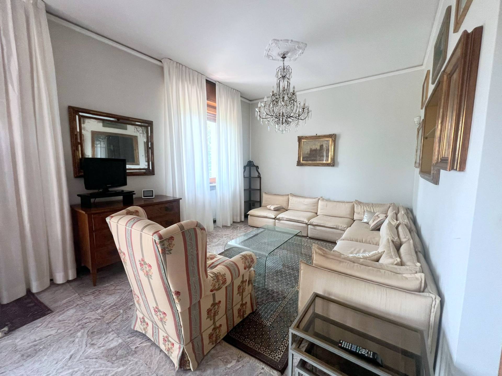 Appartamento in affitto a Piacenza, Centro storico