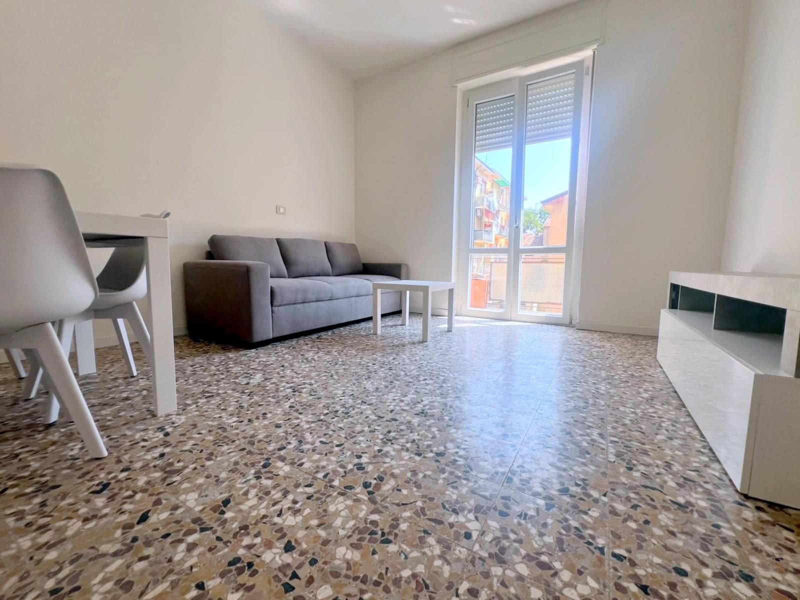 Appartamento in affitto a Piacenza, Viale Dante