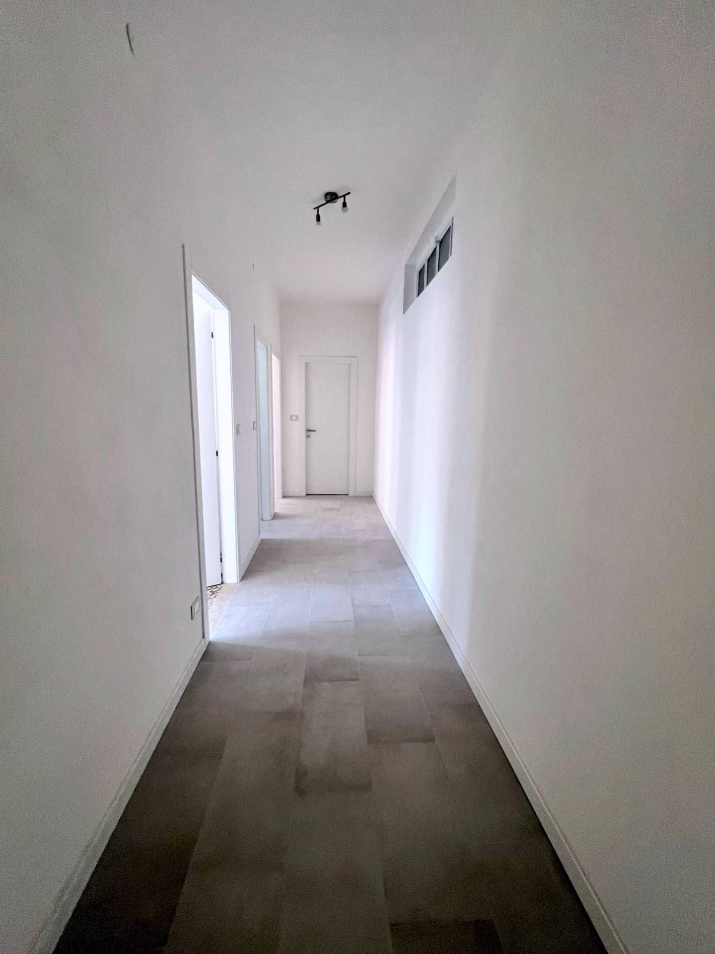 Appartamento in affitto a Piacenza, Viale Dante