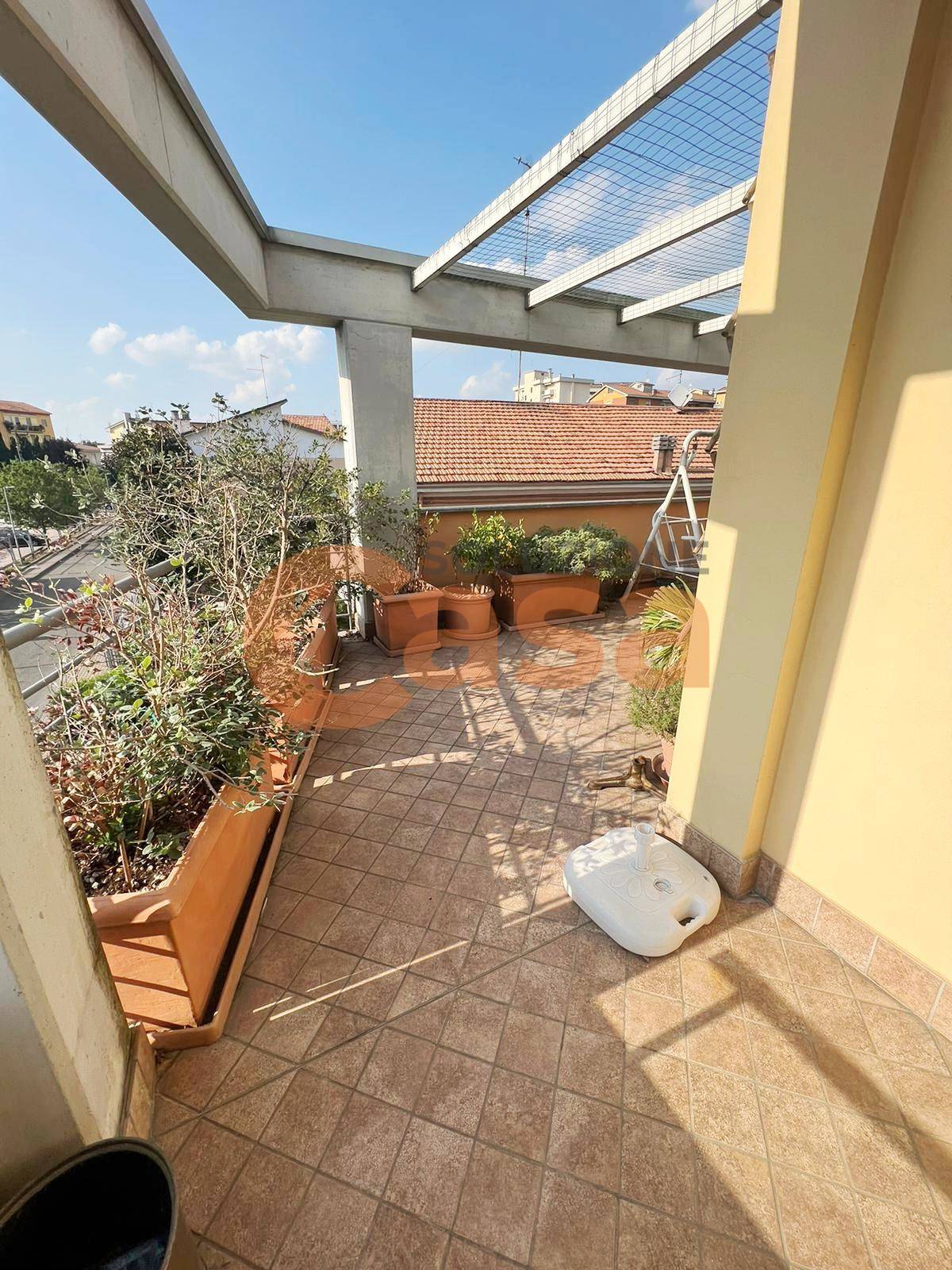 Attico in vendita a Piacenza, Infrangibile