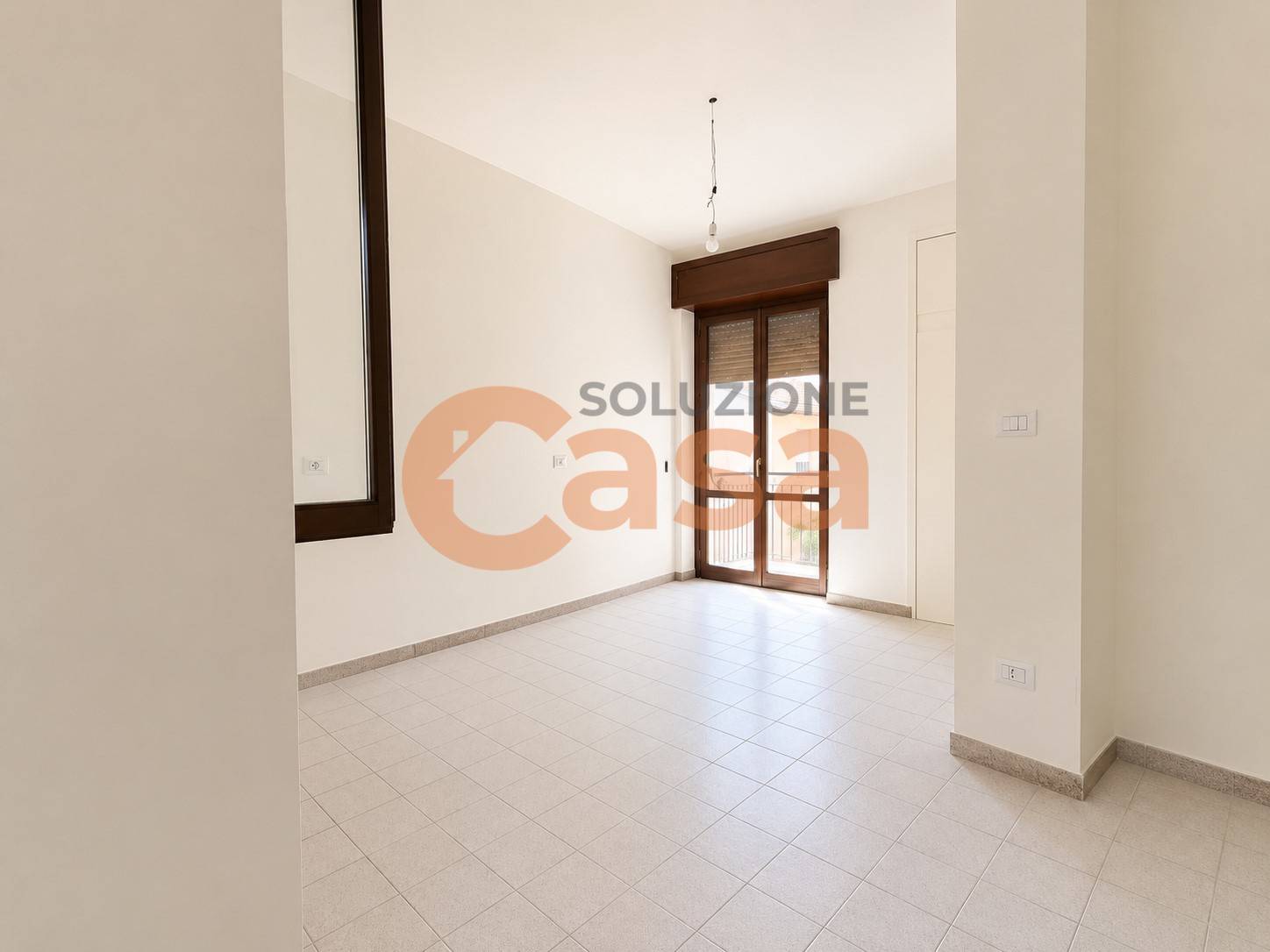 Appartamento in vendita a Piacenza, Viale Dante