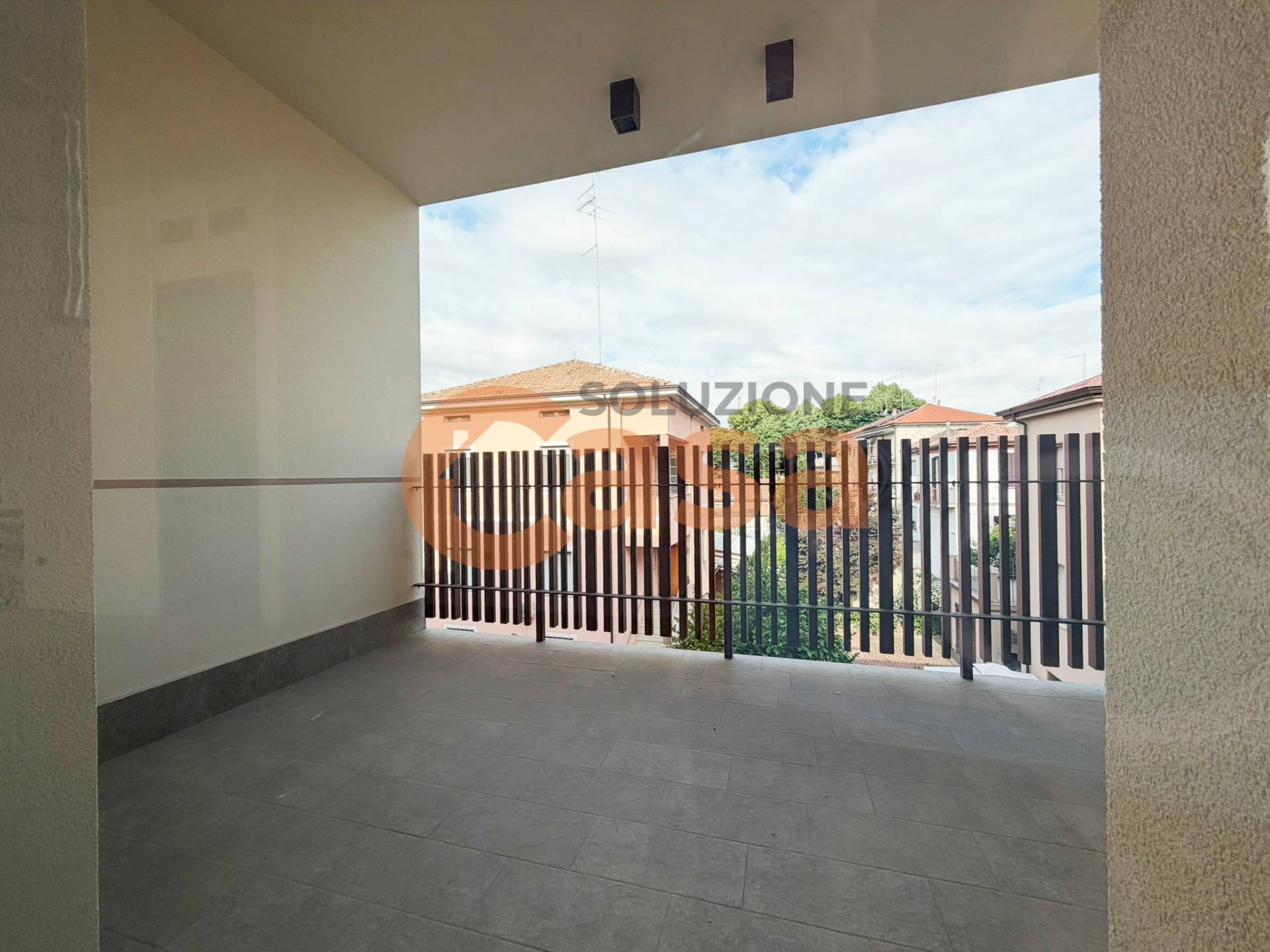 Appartamento in vendita a Piacenza, Viale Dante