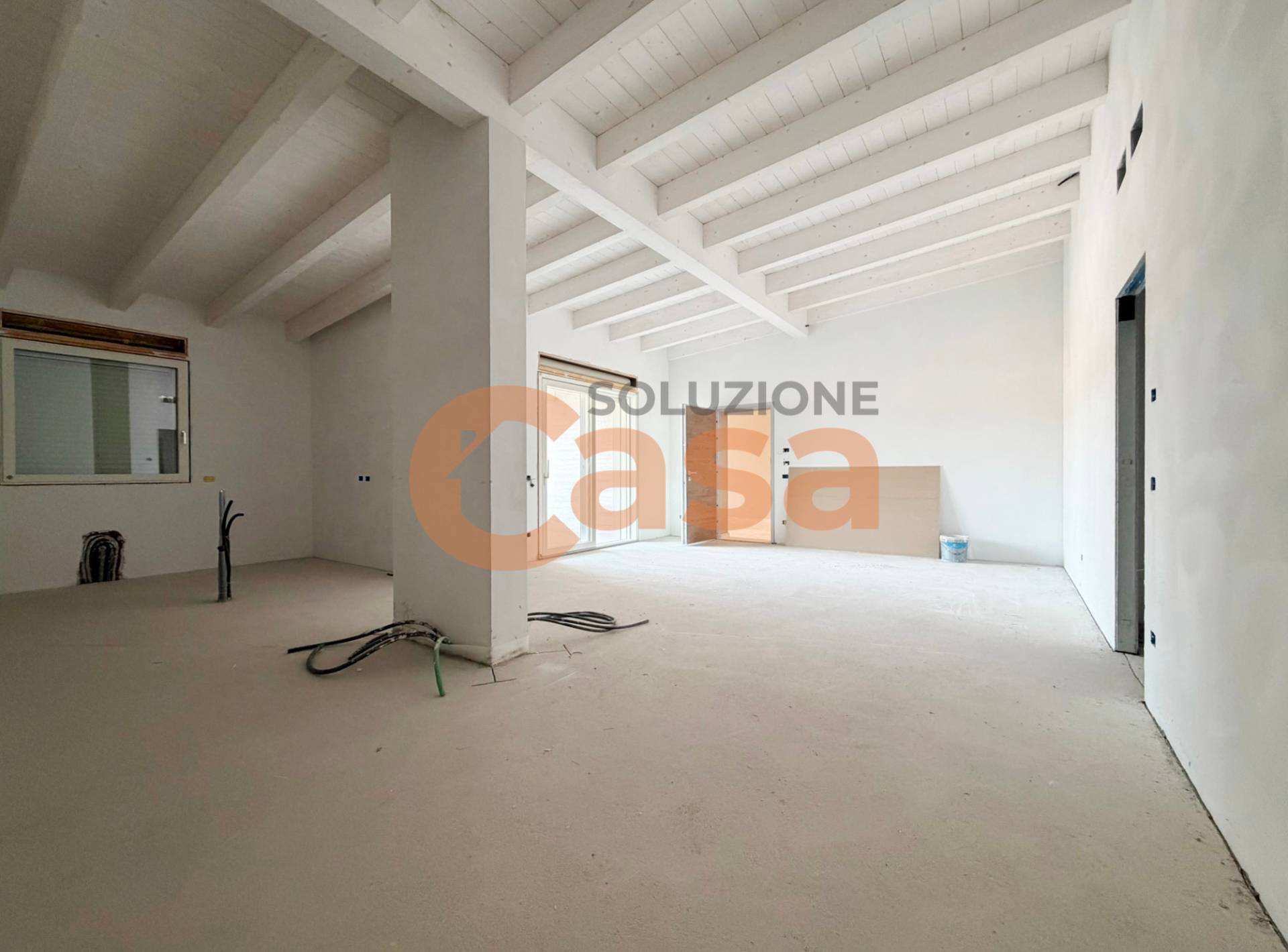 Appartamento in vendita a Piacenza, Viale Dante