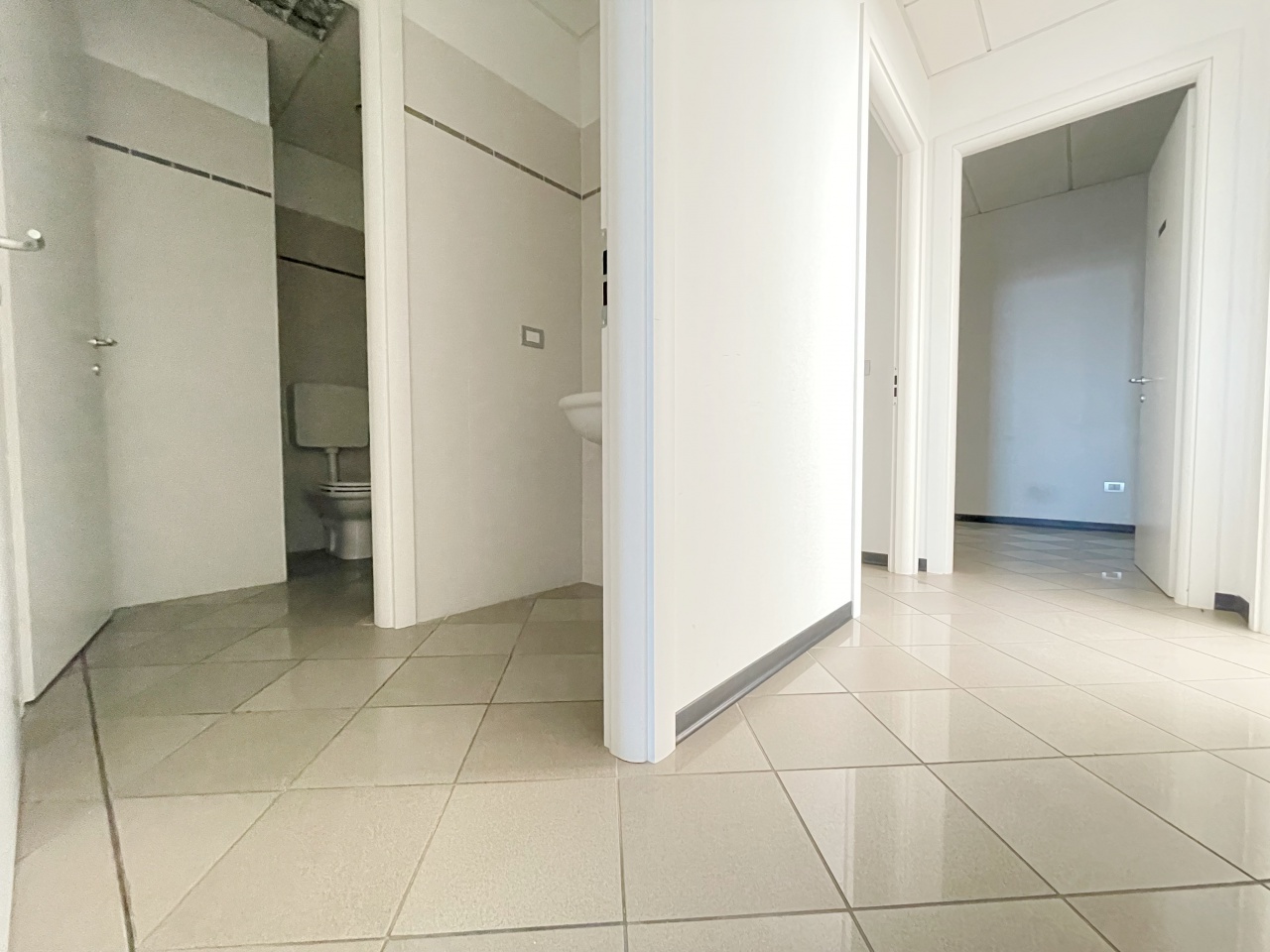 Studio/Ufficio in affitto a Piacenza, S. Lazzaro