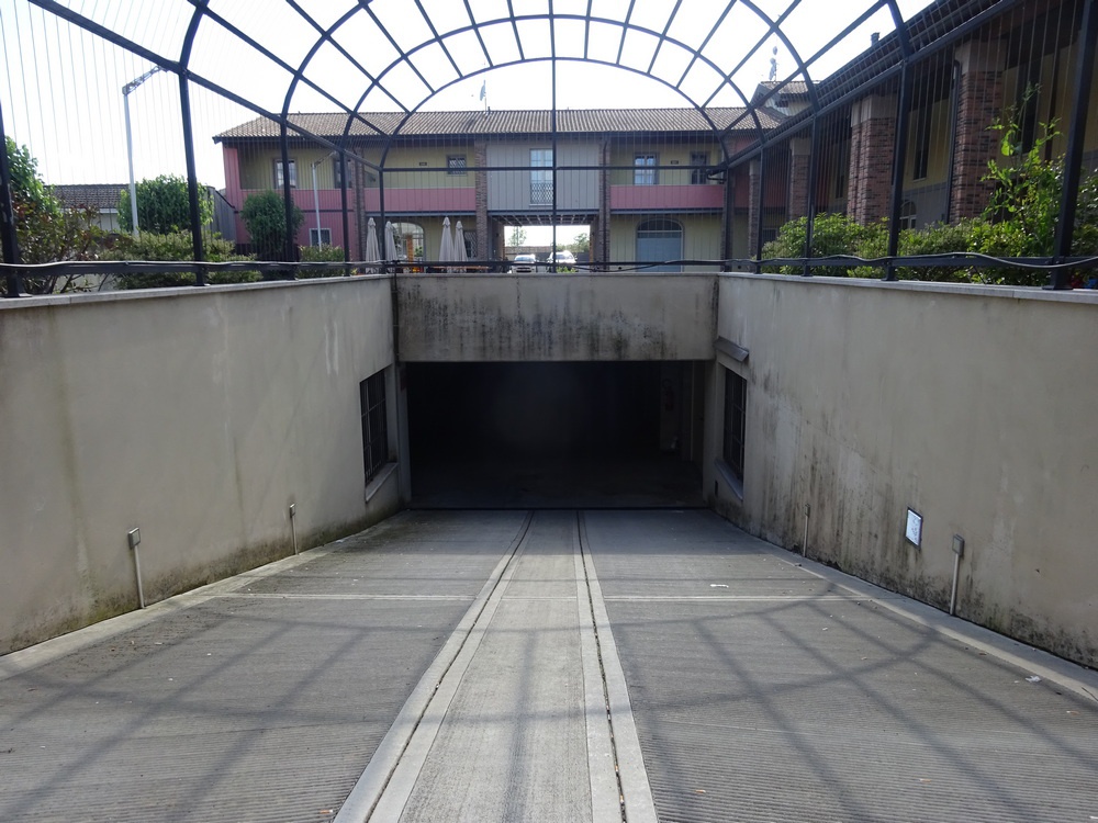 Box/Garage 51mq in vendita in via curzio, Corzano