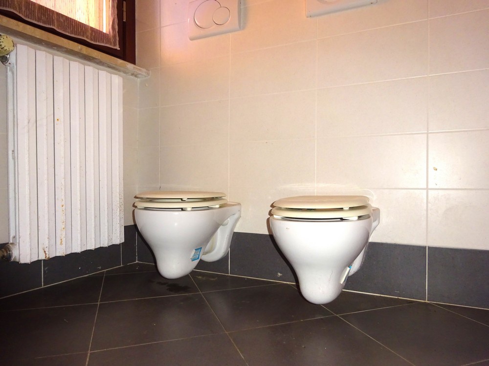 Negozio in affitto in via roma, Dello