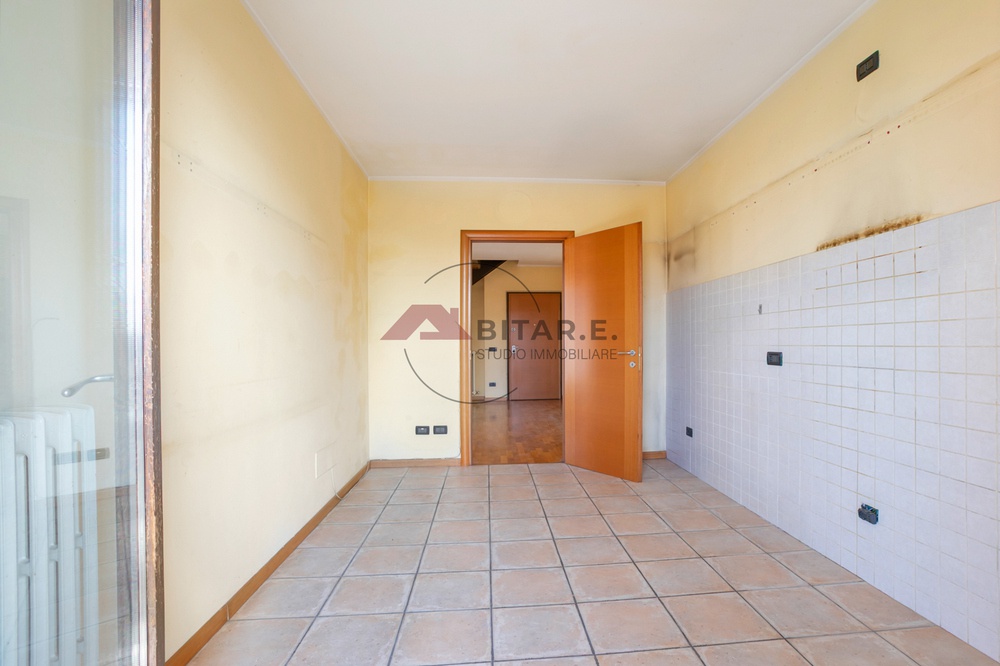 Bilocale con box in via marconi, Offlaga