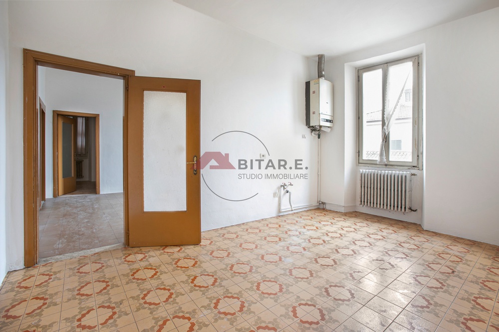 Quadrilocale in vendita in via roma, Brandico