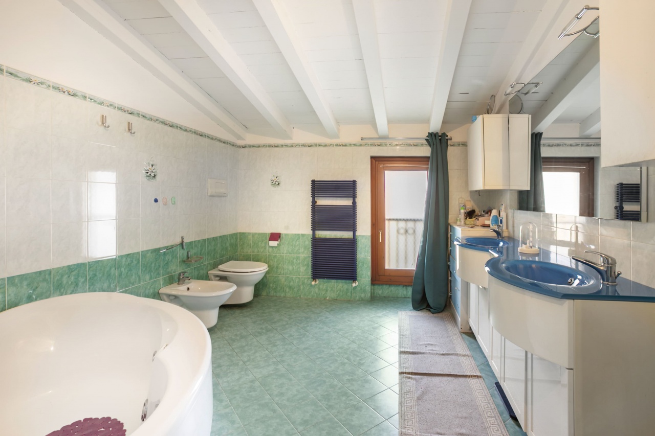 Villa ristrutturata a Paratico