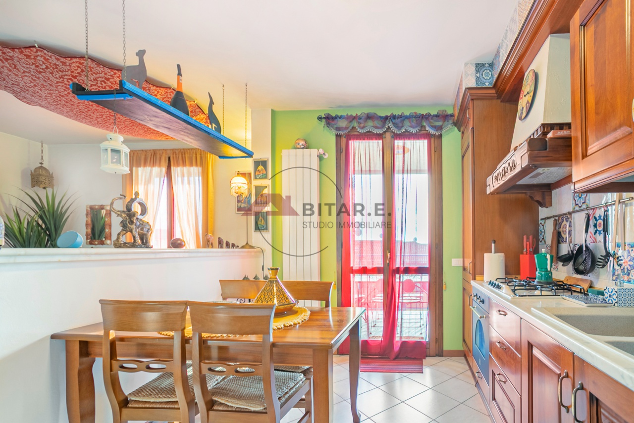 Trilocale con terrazzo a Borgo San Giacomo