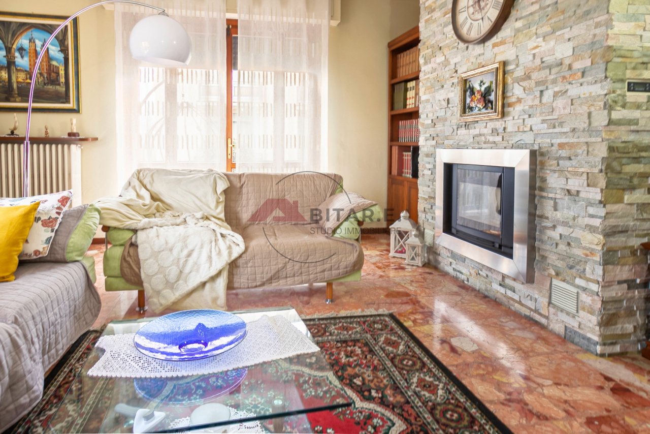 Quadrilocale con giardino a Brandico