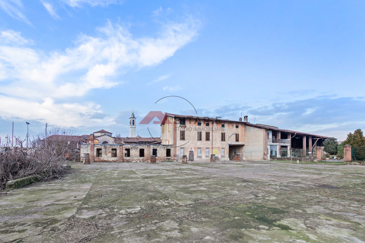 Rustico in vendita a Longhena