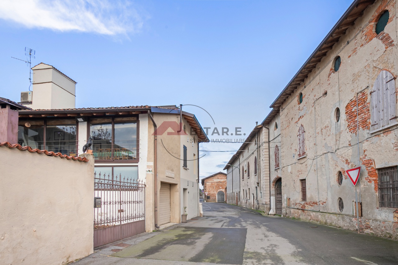 Rustico in vendita a Longhena