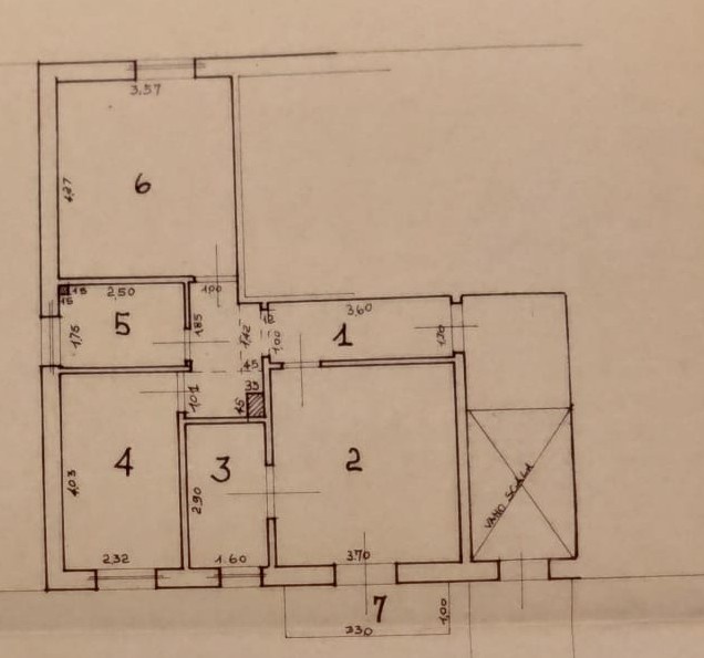 Trilocale in affitto a Brescia