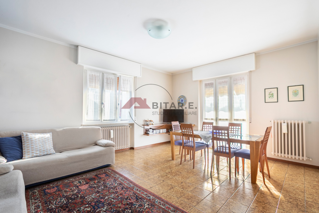 Villa con giardino a Longhena