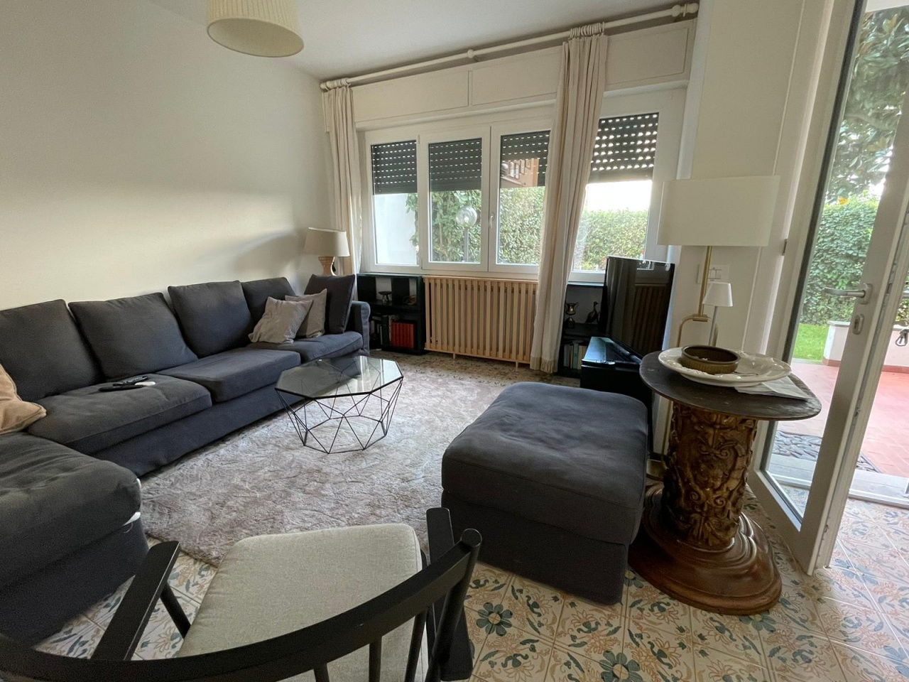 Villa con giardino a Pietrasanta