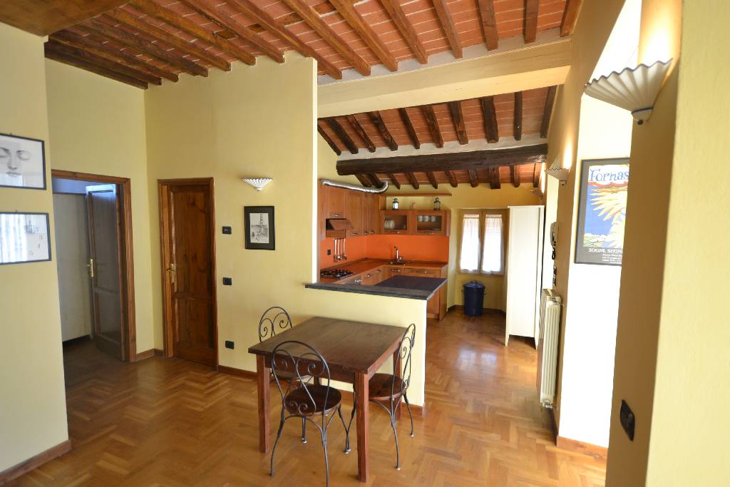 Quadrilocale in vendita a Pietrasanta