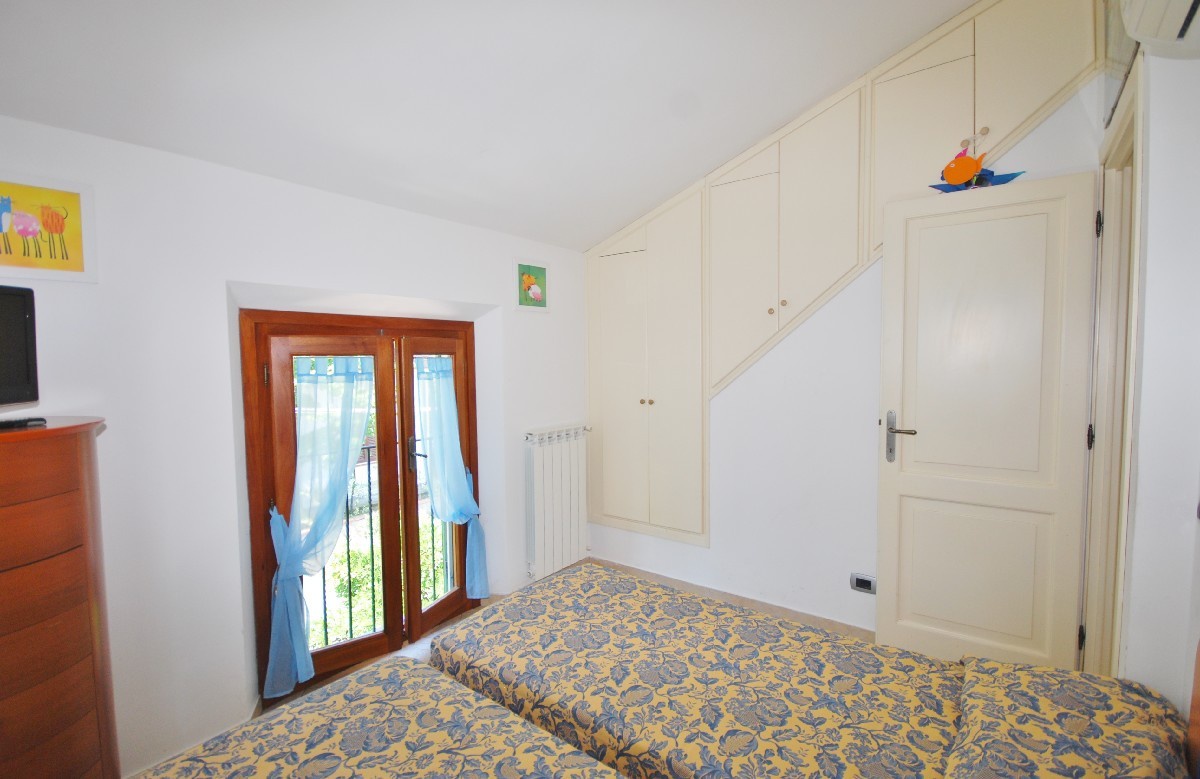 Villa arredata in affitto a Pietrasanta