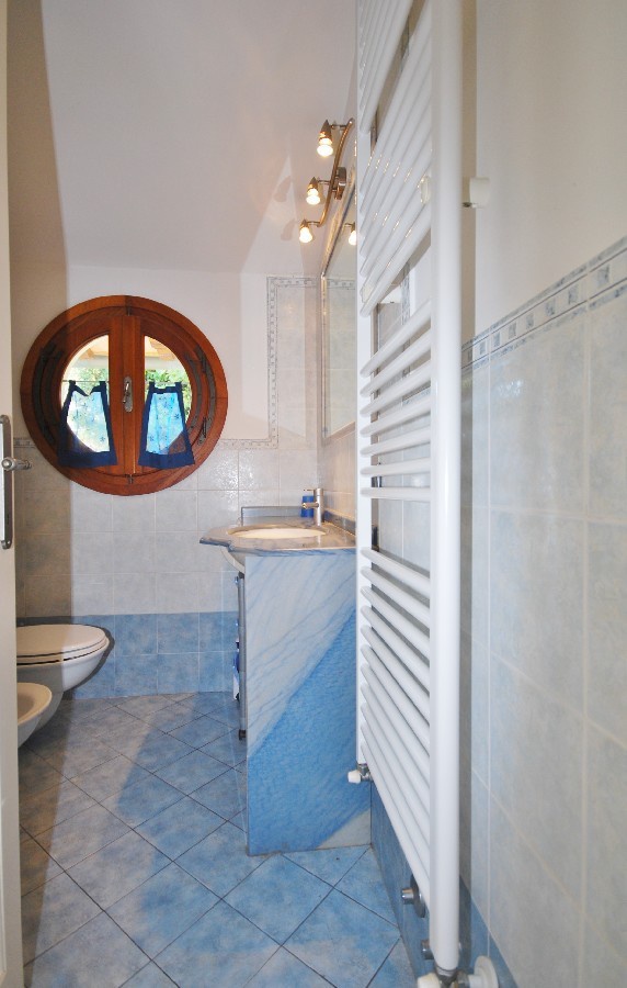 Villa arredata in affitto a Pietrasanta