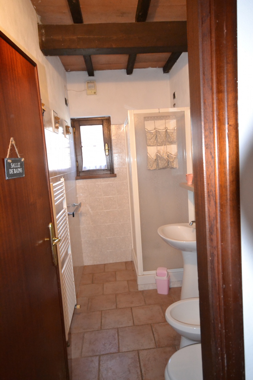 Villa arredata in affitto a Pietrasanta