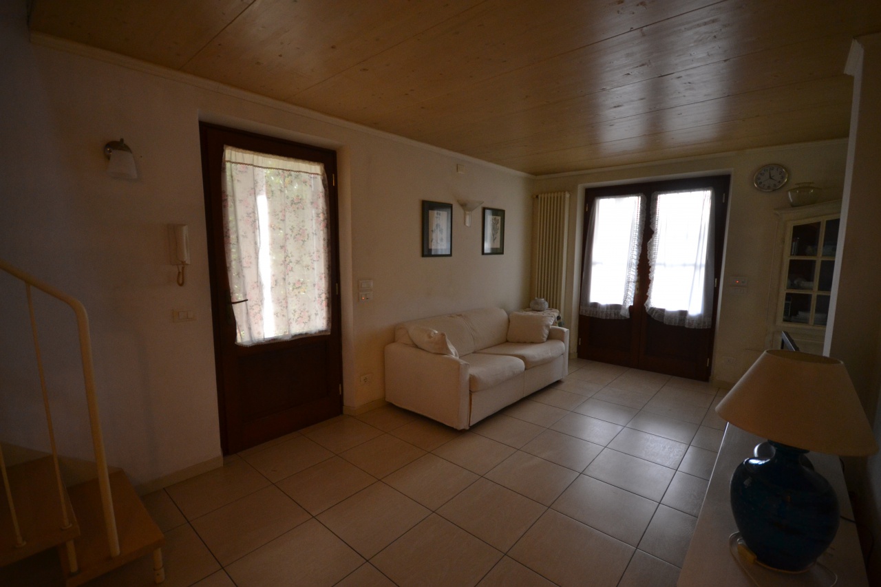 Villa arredata in affitto a Pietrasanta