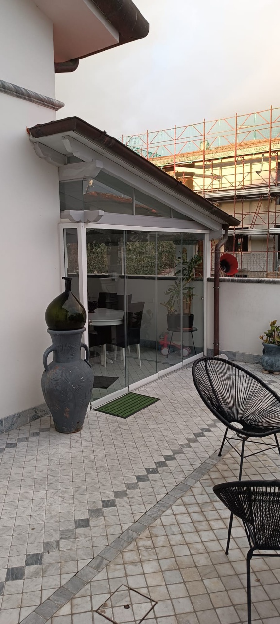 Villa arredata in affitto a Pietrasanta