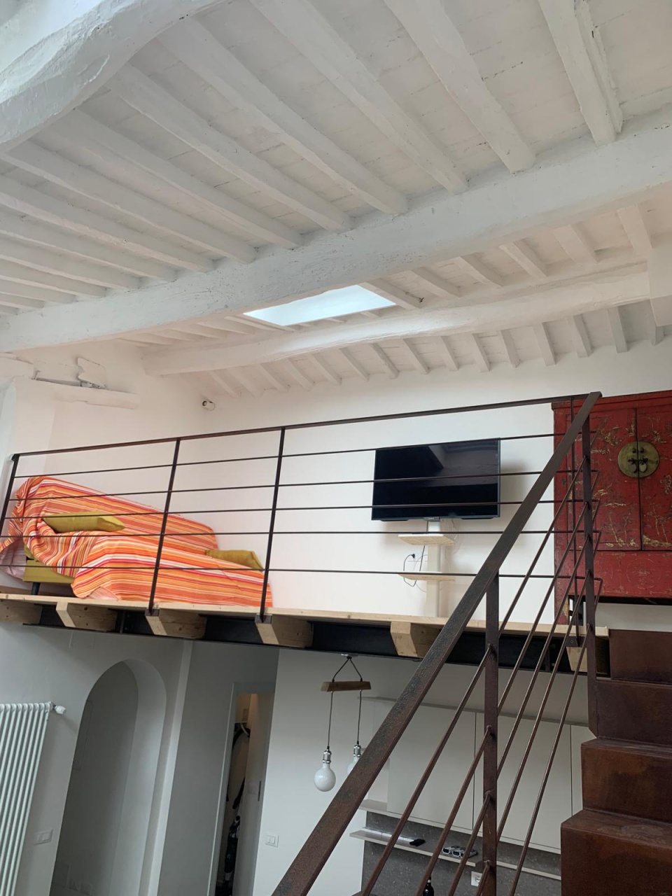 Trilocale arredato in affitto a Pietrasanta