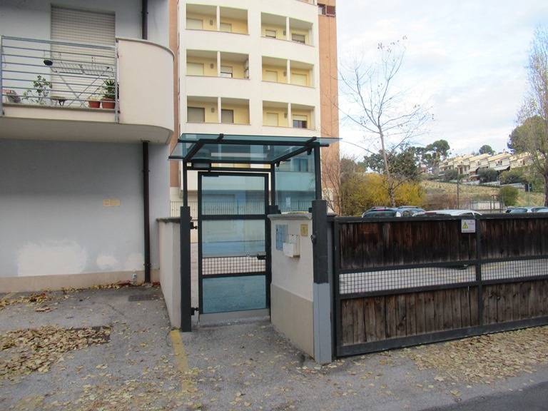 Quadrilocale in vendita, Pescara porta nuova