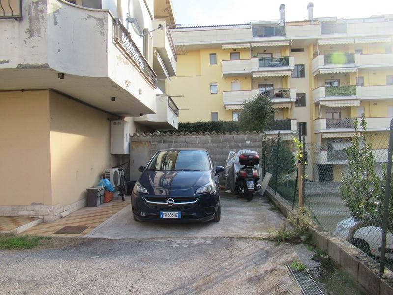 Appartamento in vendita a Spoltore, Villa Raspa