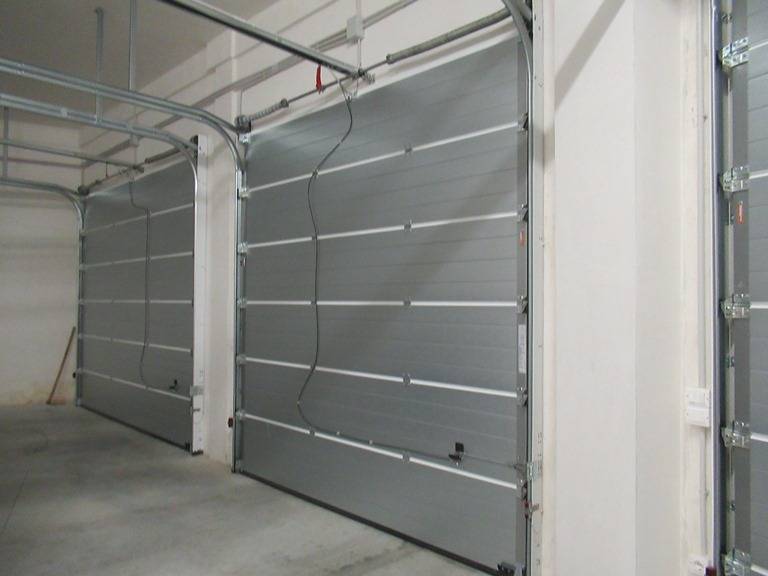 Box o garage in affitto a Spoltore, Villa Raspa