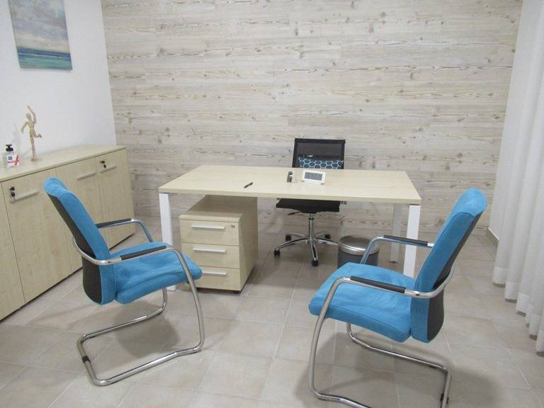 Studio/Ufficio in affitto a Spoltore, Villa Raspa