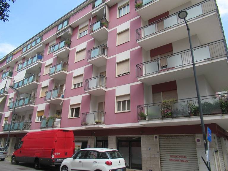 Appartamento in vendita a Pescara, Zona Nord