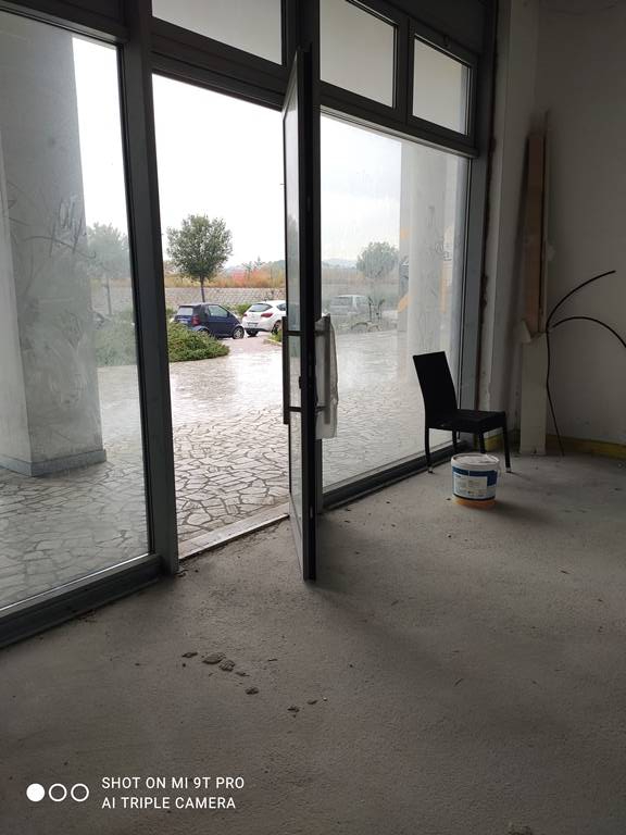 Studio/Ufficio in vendita a Spoltore, Villa Raspa