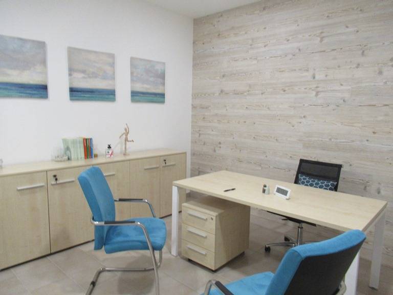 Studio/Ufficio in affitto a Spoltore, Villa Raspa