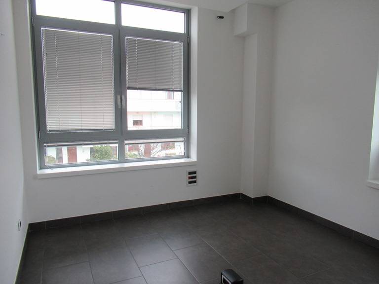 Studio/Ufficio in vendita a Spoltore, Villa Raspa