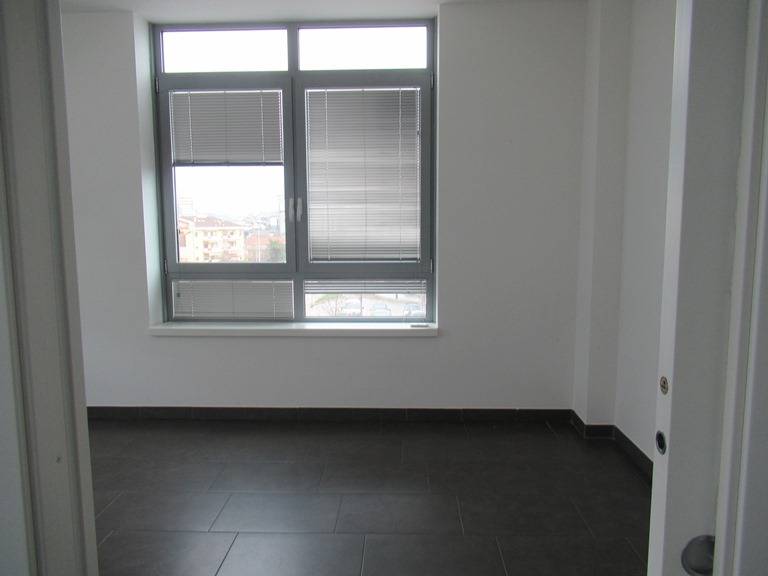 Studio/Ufficio in vendita a Spoltore, Villa Raspa