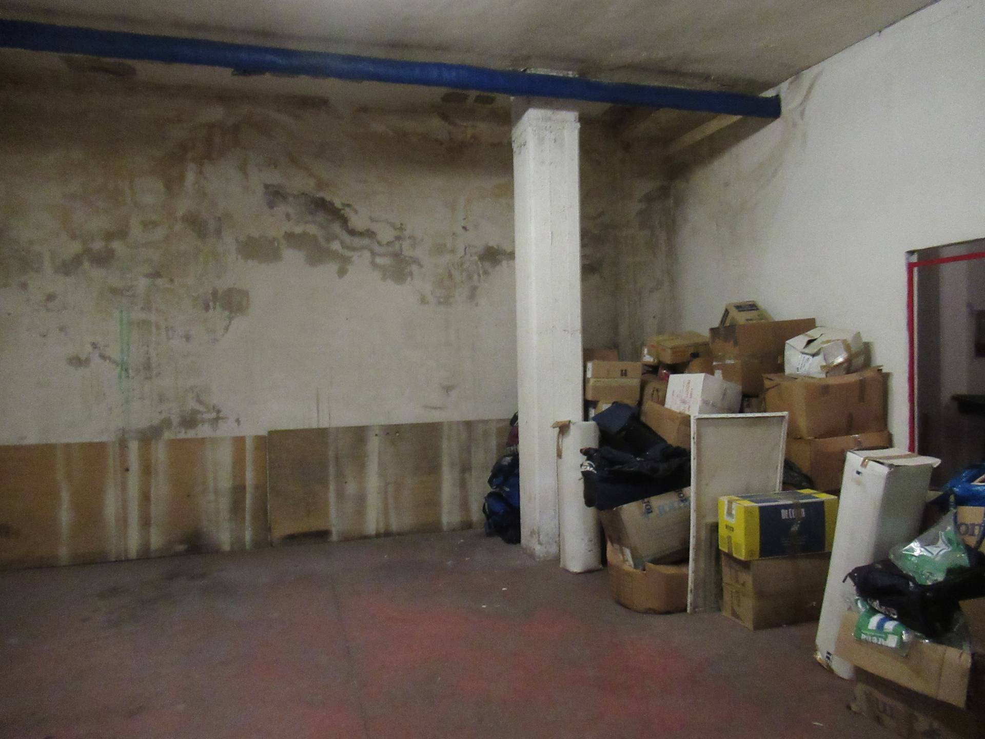 Box o garage in vendita a Pescara, Zona Ospedale