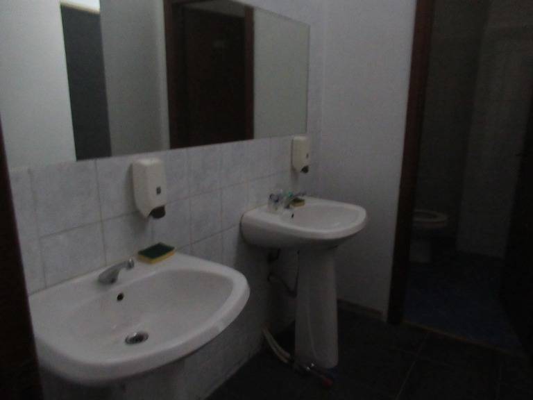 Locale commerciale in affitto a Spoltore, Santa Teresa