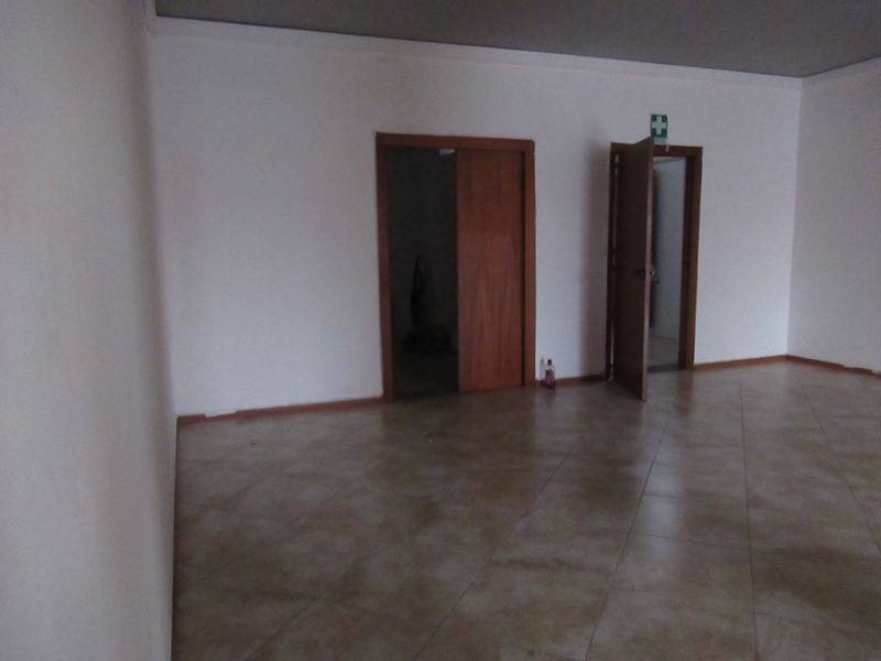 Locale commerciale in affitto a Cepagatti, VILLANOVA