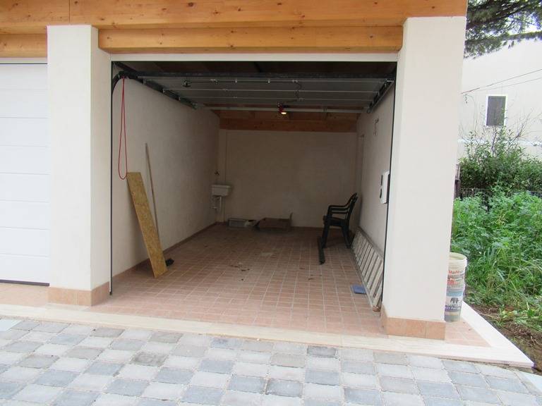 Box o garage in affitto a Pescara, Porta Nuova