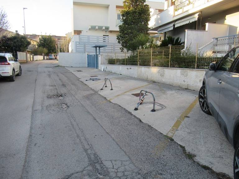 Bifamiliare in vendita a Pescara, Zona Colli