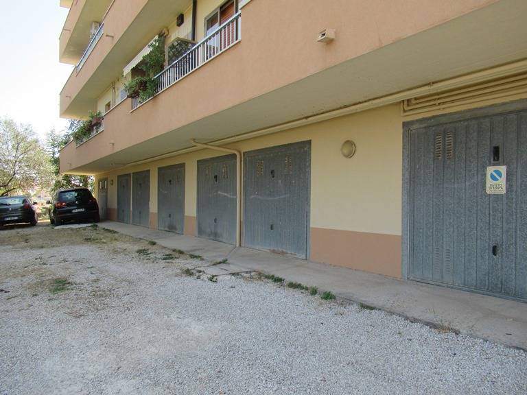 Appartamento in vendita a Pianella, centro