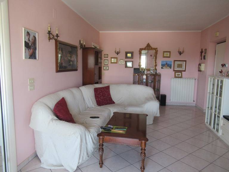Appartamento in vendita a Spoltore, Villa Raspa