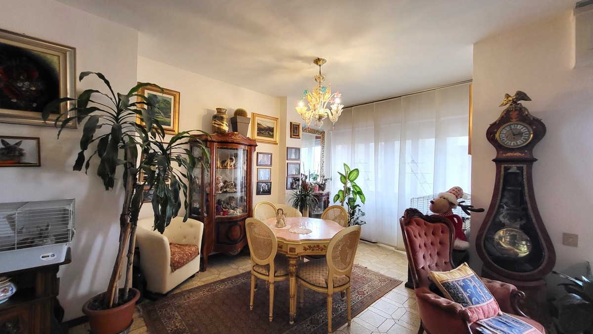 Appartamento in vendita a Cecina