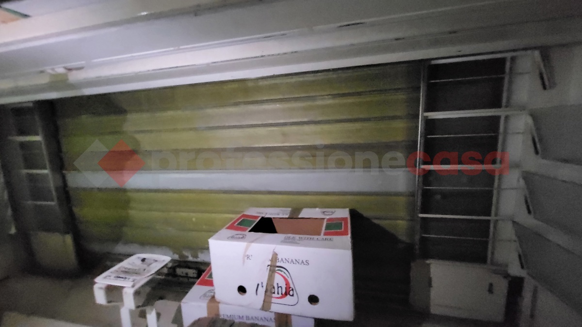 Attivit commerciale Bar e tabacchi in vendita a Cecina