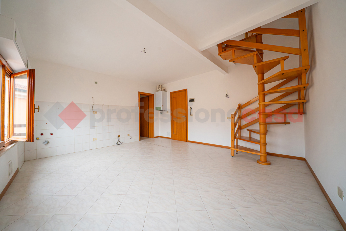 Quadrilocale in vendita a Cecina