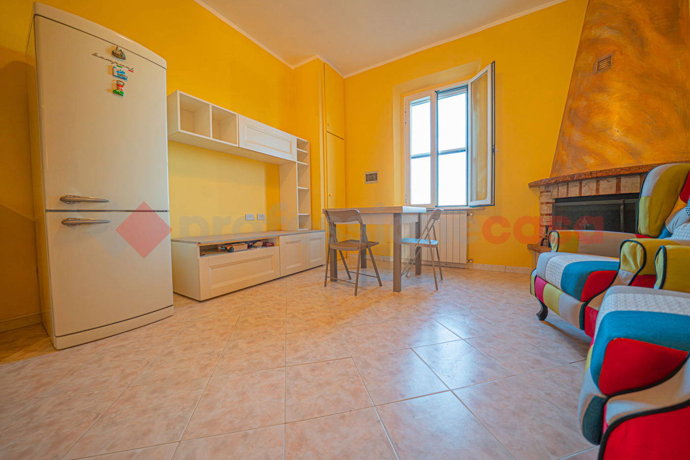 Trilocale in vendita a Cecina