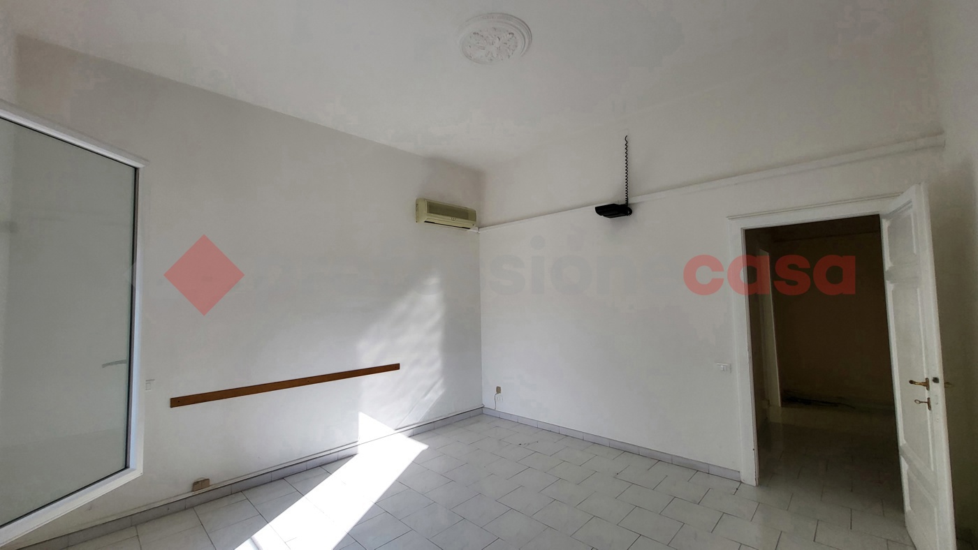 Ufficio in vendita a Cecina