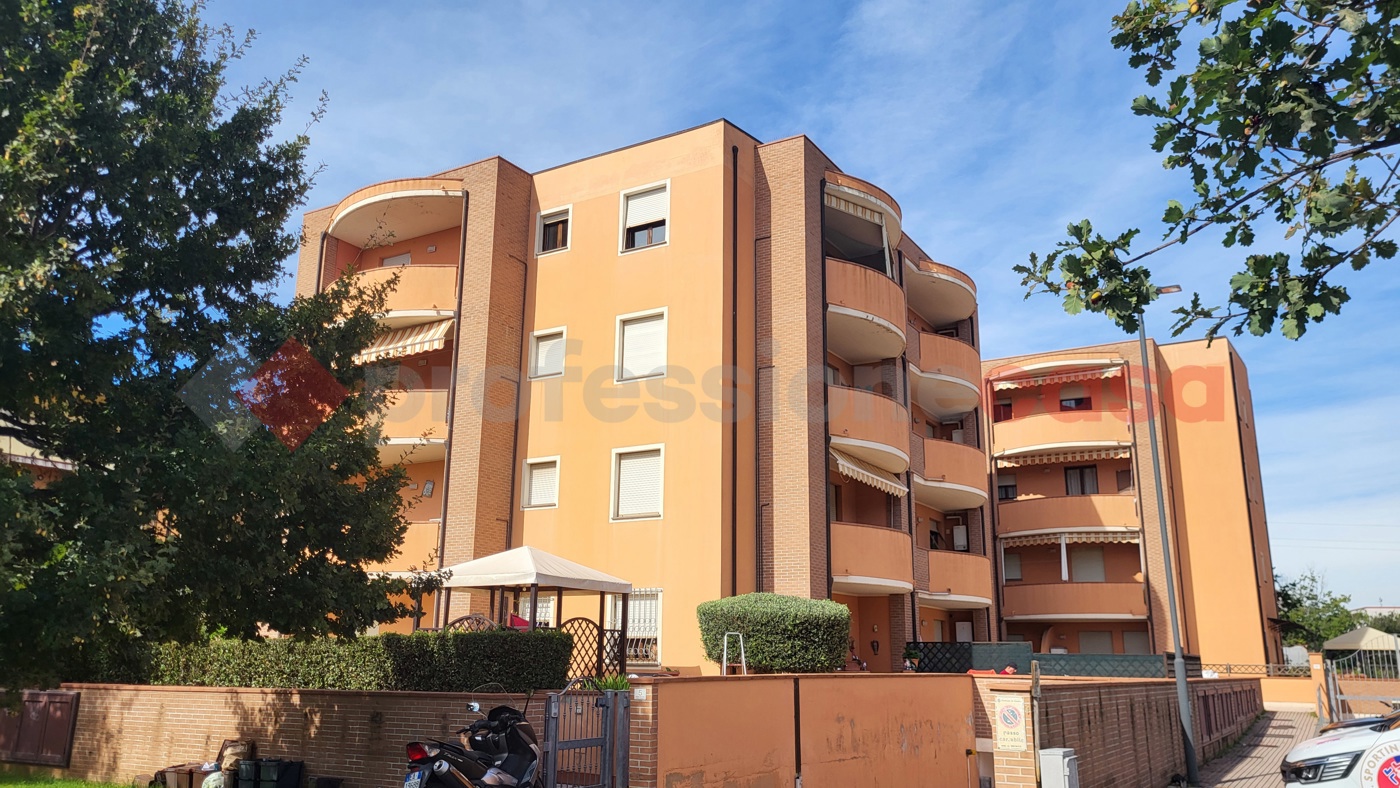 Bilocale in vendita a Cecina